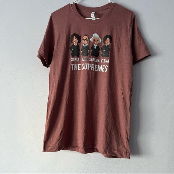 🪴 The Supremes Female Supreme Court Justice Graphic Tee Medium - Picture 1 of 5